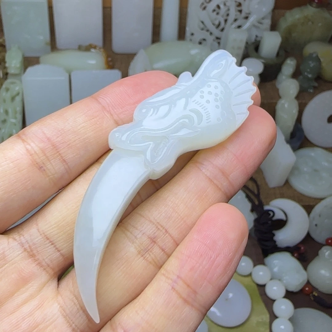 和田玉未镶嵌挂件龙yolililìiou