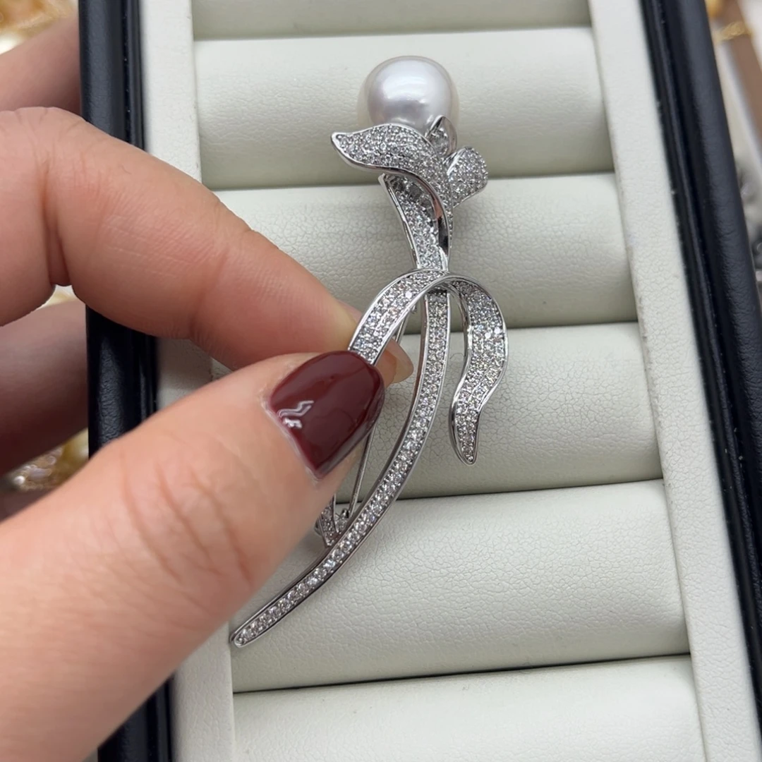 胸饰海水珍珠合金