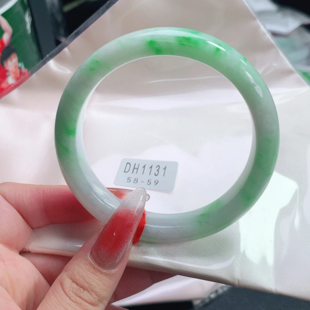 翡翠手镯未镶嵌正圈58.59