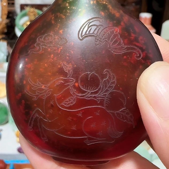 器物之美琉璃鼻咽壶龙*笑