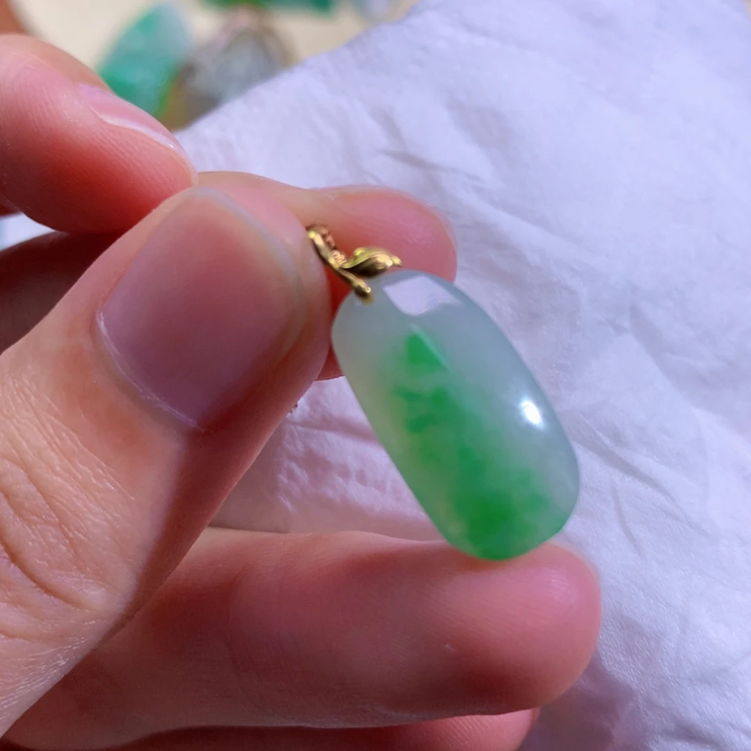 【闪购商品】颈饰未镶嵌翡翠