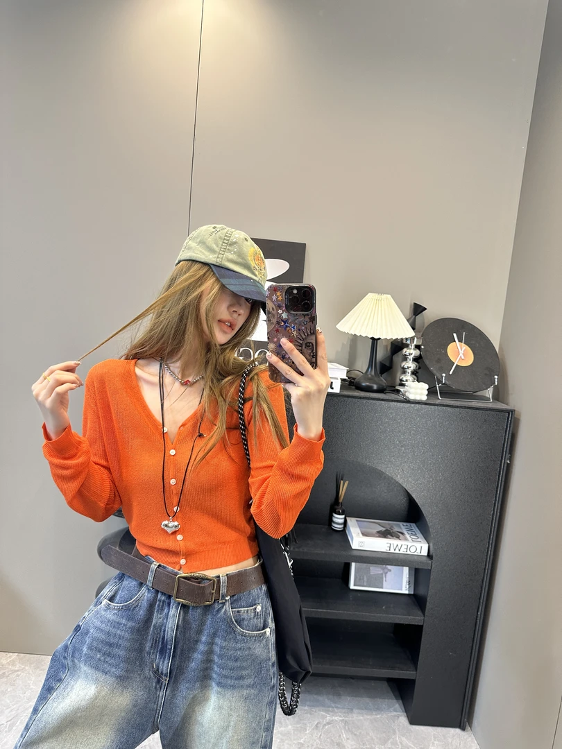 【多巴胺针织衫】新款多巴胺色系V领薄款针织开衫 ZAIC526