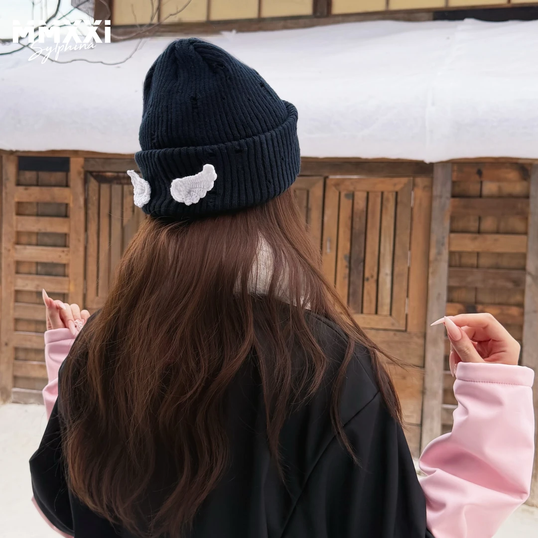 MMXXi【小翅膀】刺绣冷帽女黑色滑雪帽可爱头盔帽套保暖针织帽