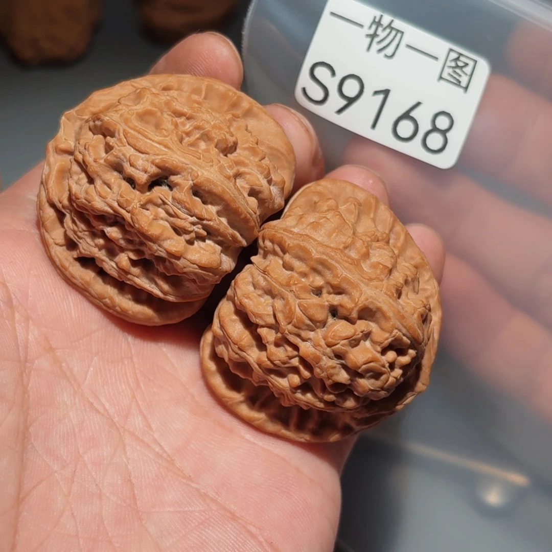 把件文玩核桃三角白