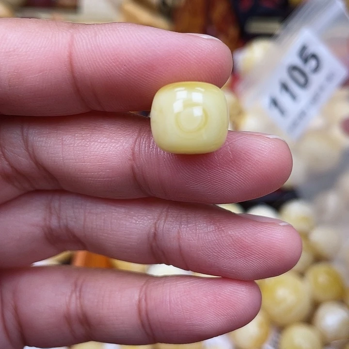 蜜蜡未镶嵌珠宝奇石粉12.7