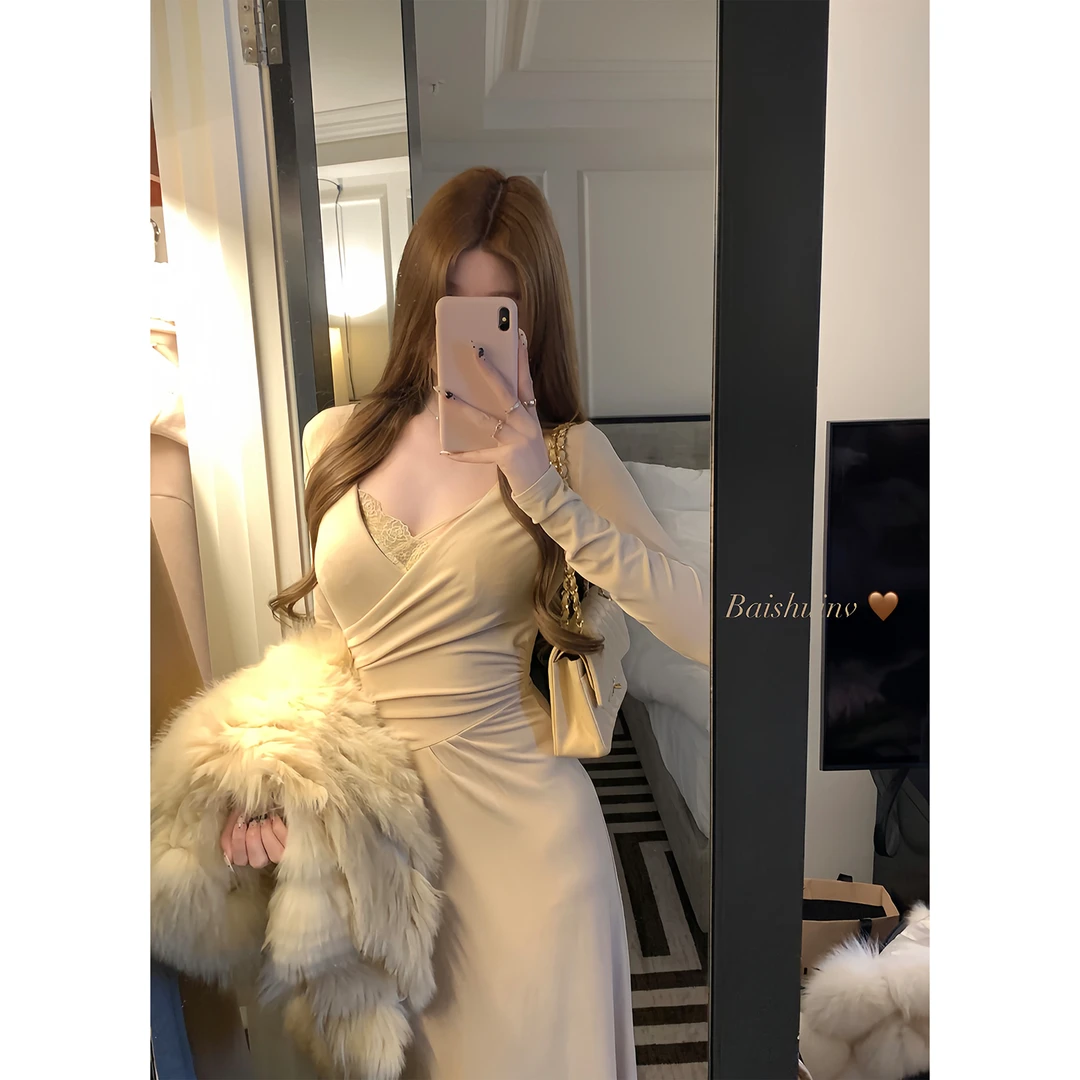 白水女 慵懒欧尼 法式v领长袖连衣裙女秋冬氛围感裙子 B51054709