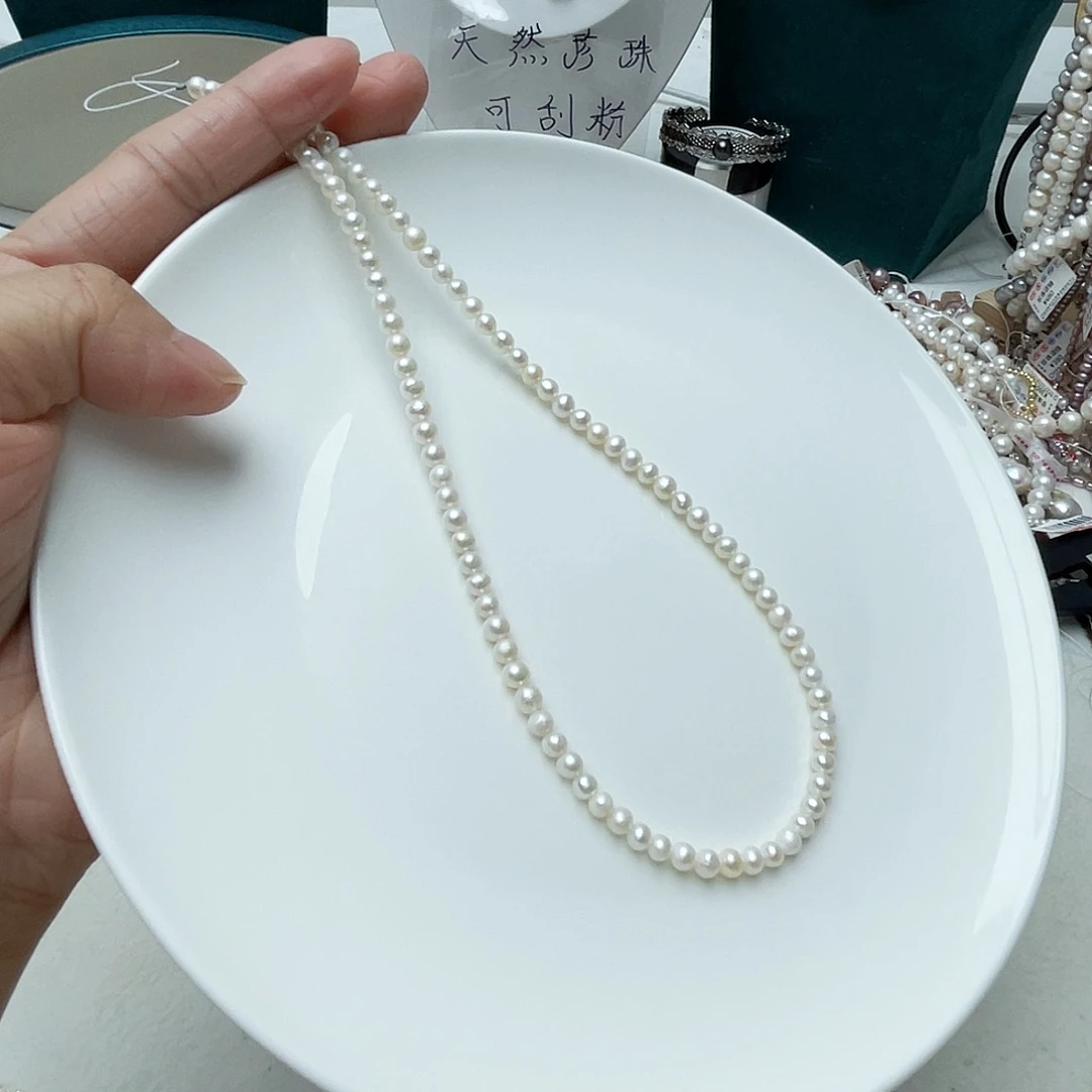 颈饰未镶嵌淡水珍珠