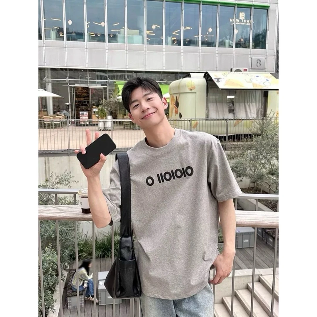 灰色字母短袖T恤男生2025新款夏季日常时尚百搭休闲套头圆领上衣
