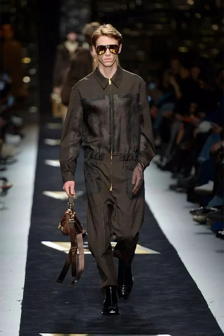 10号链接【V黄花】2025轻奢潮牌休闲百搭外套1078