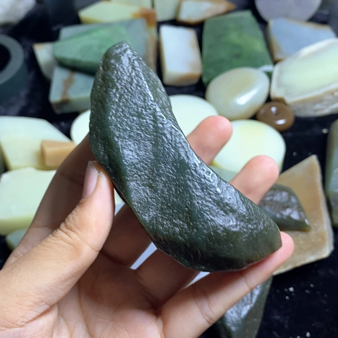 柴***胡和田玉未镶嵌挂件