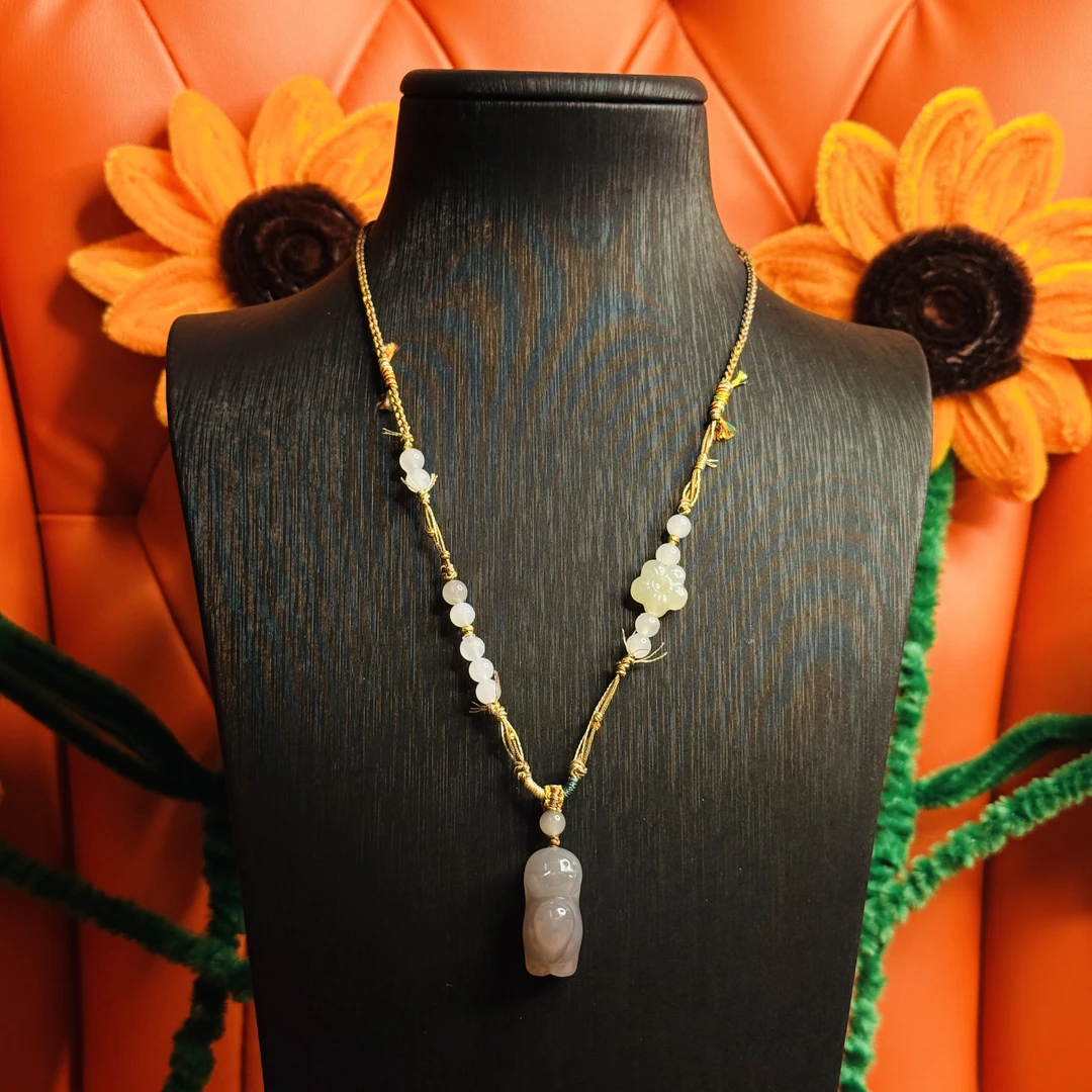 壹屿珠宝 1238 和田玉典藏小猫颈饰