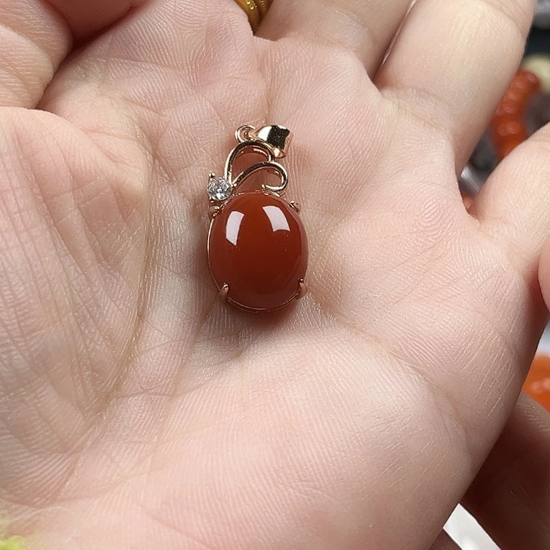 南红玛瑙银S925镶嵌珠宝奇石吊坠