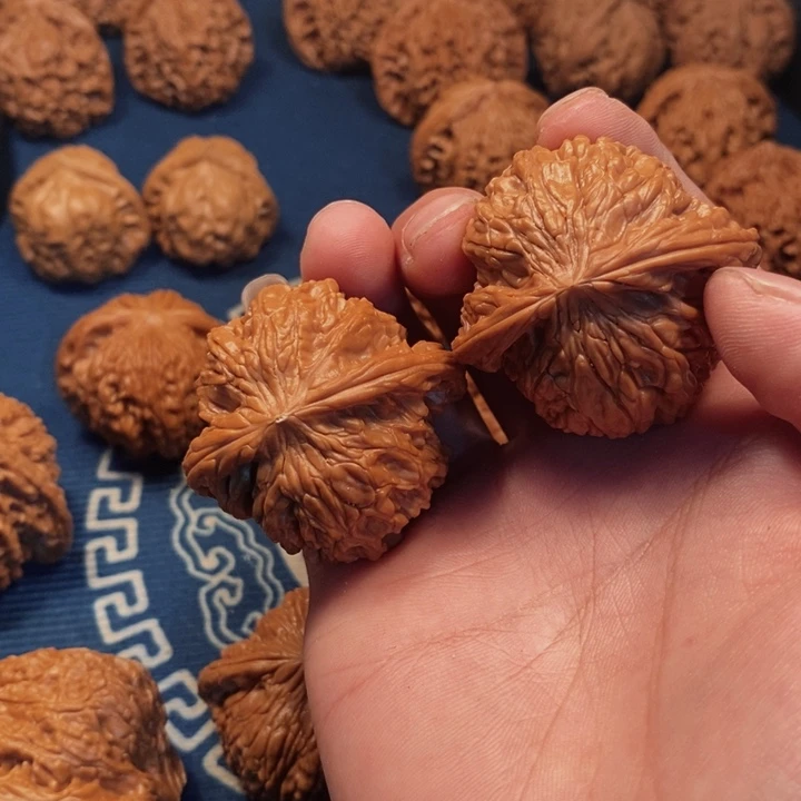 行***清桃核吊坠磨盘全品