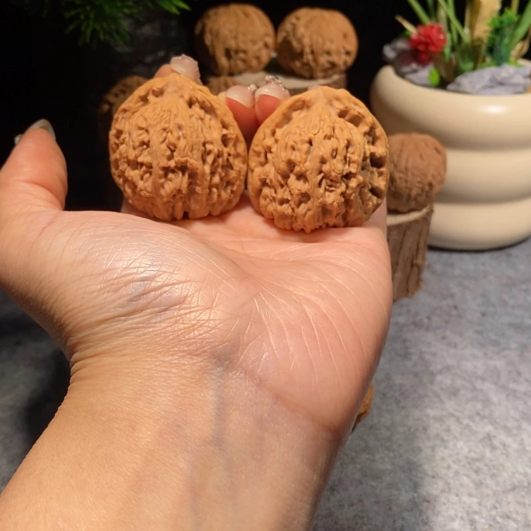 核桃把件全品41三角疆