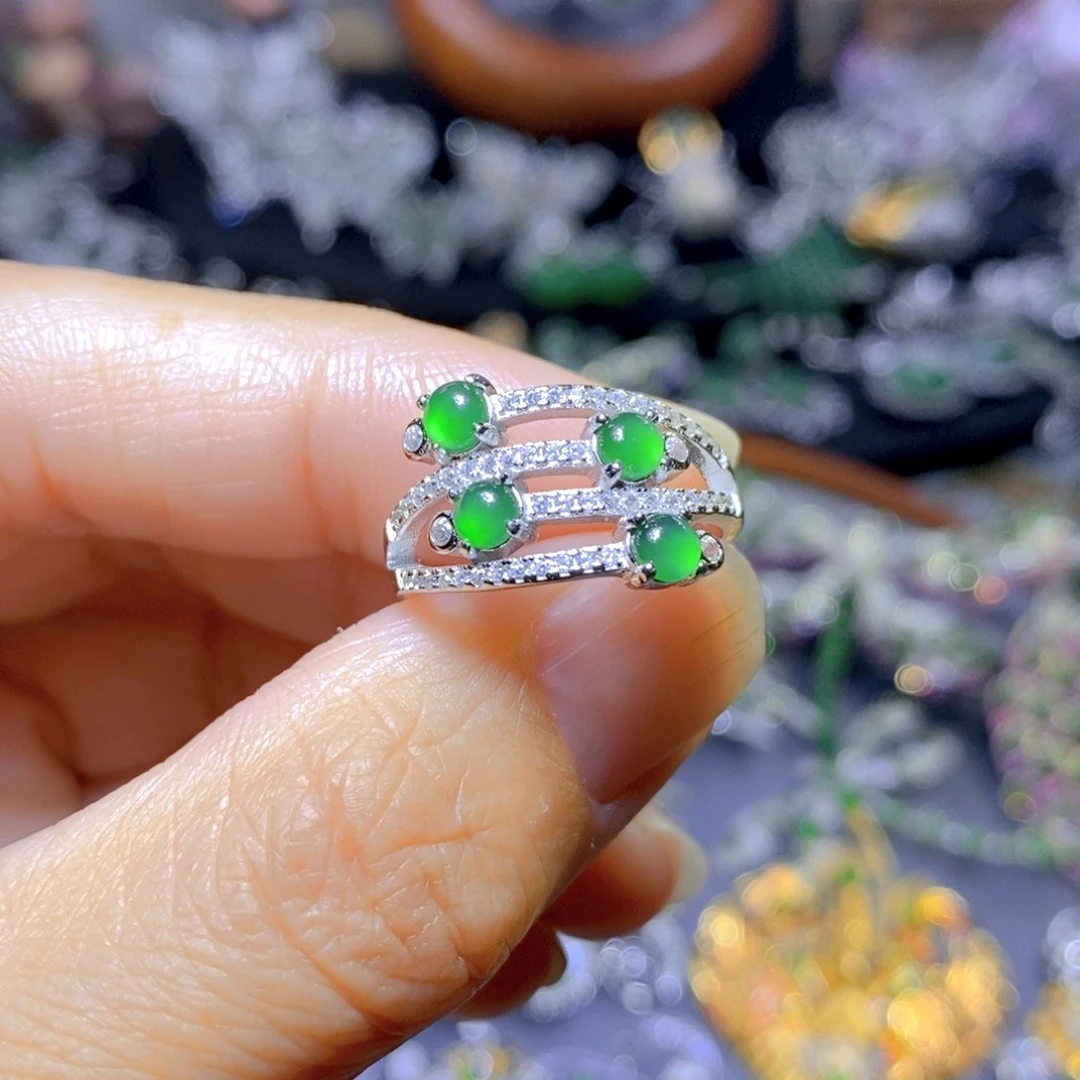 翡翠颈饰银S925镶嵌天然翡翠