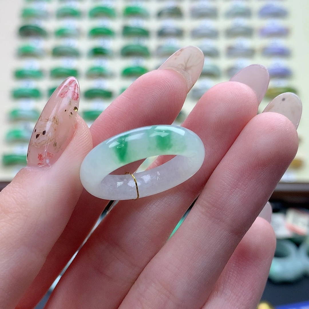 翡翠未镶嵌戒指港18