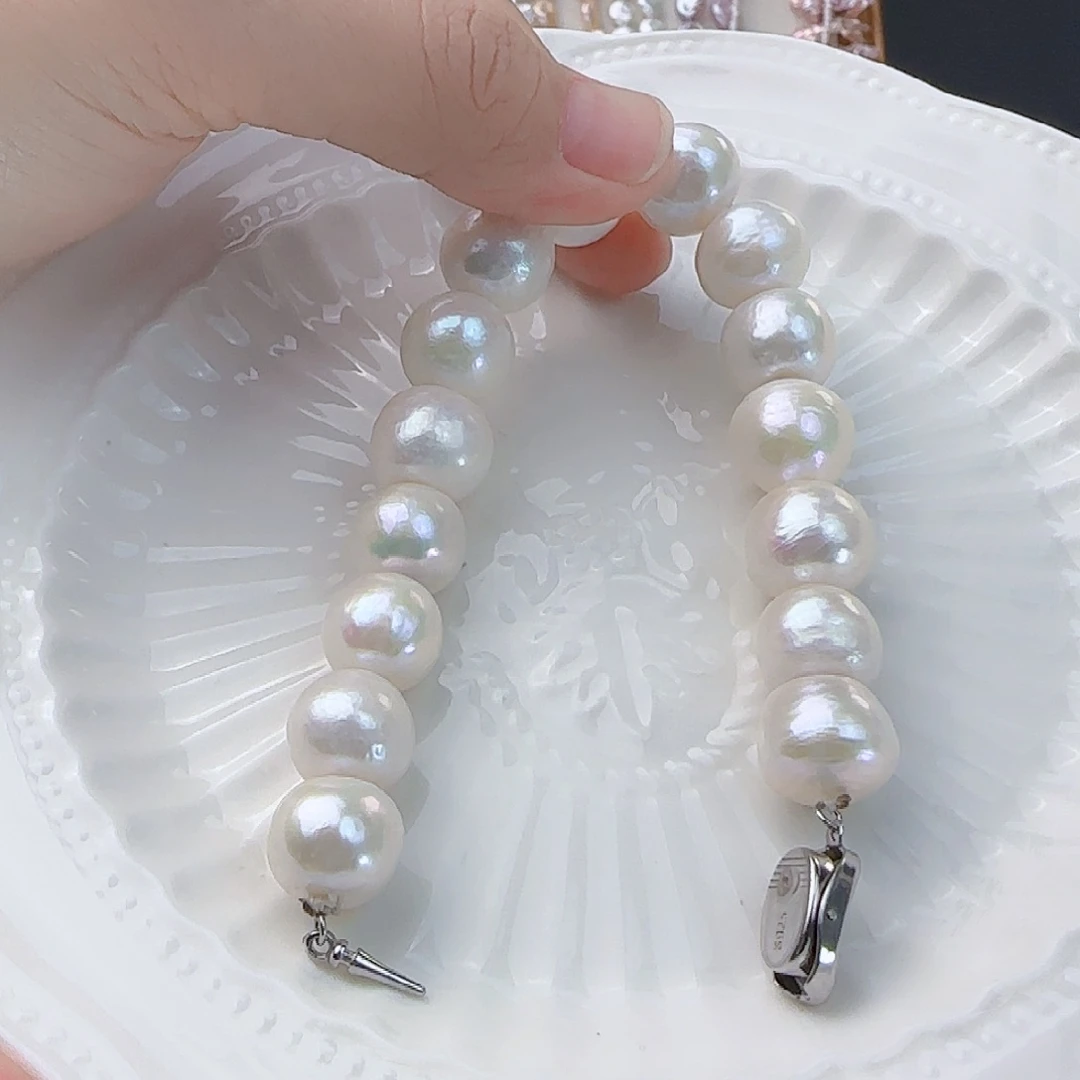 淡水珍珠手绳未镶嵌秃***贝