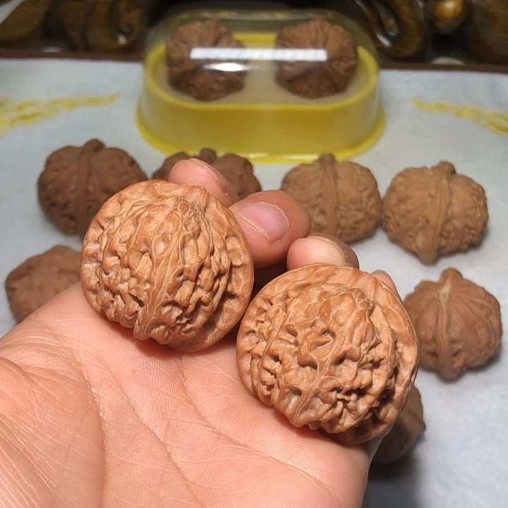 文玩核桃把件36宫灯
