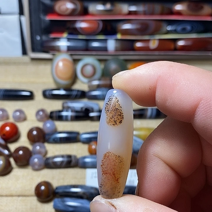 玛瑙/玉髓合金颈饰