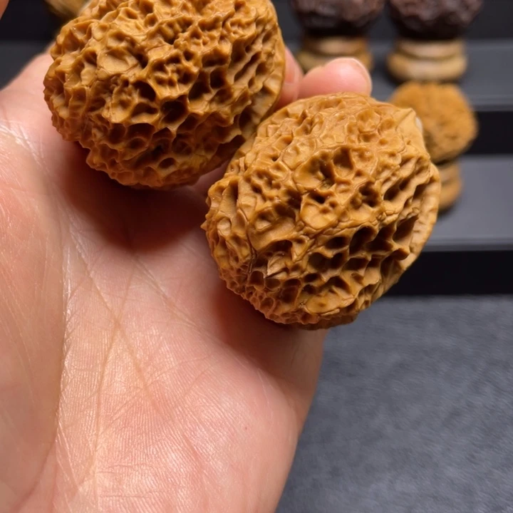 文玩核桃吊坠F将军膀41