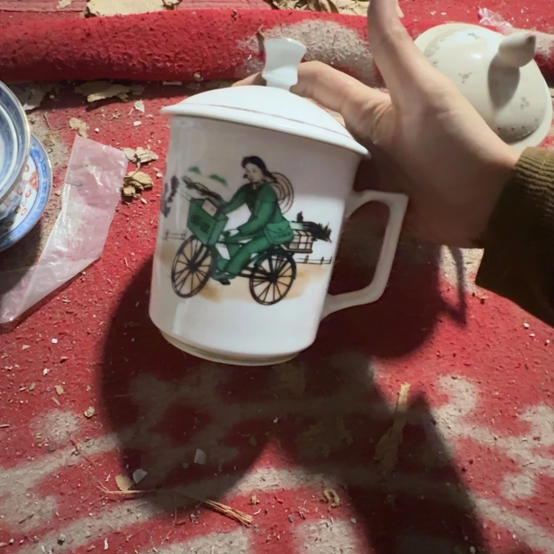 景德镇的陶瓷瓷器