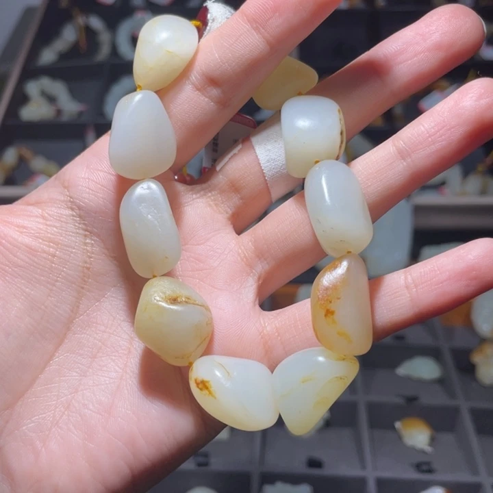 和田玉（糖玉）未镶嵌手链