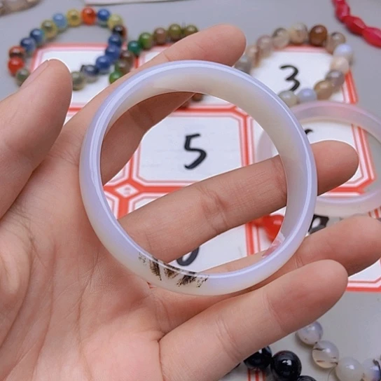 【闪购商品】玛瑙/玉髓未镶嵌珠宝半成品全*