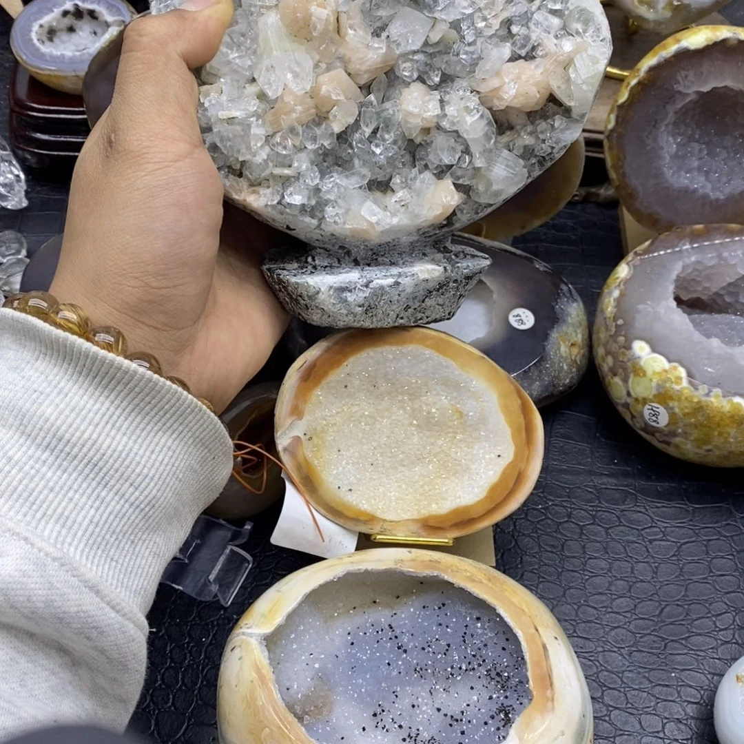 水晶大型摆件（非配饰）未镶嵌可**满