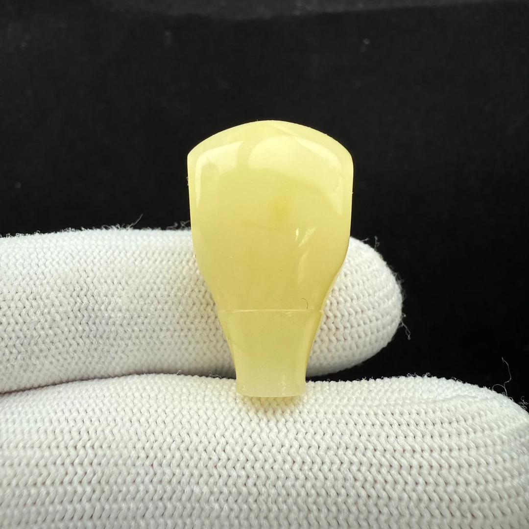 Z3665天然蜜蜡 三通 17.3*28.3*15mm支持复检