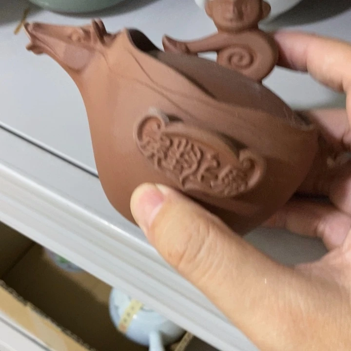 陶瓷艺术品及陶瓷壶壶