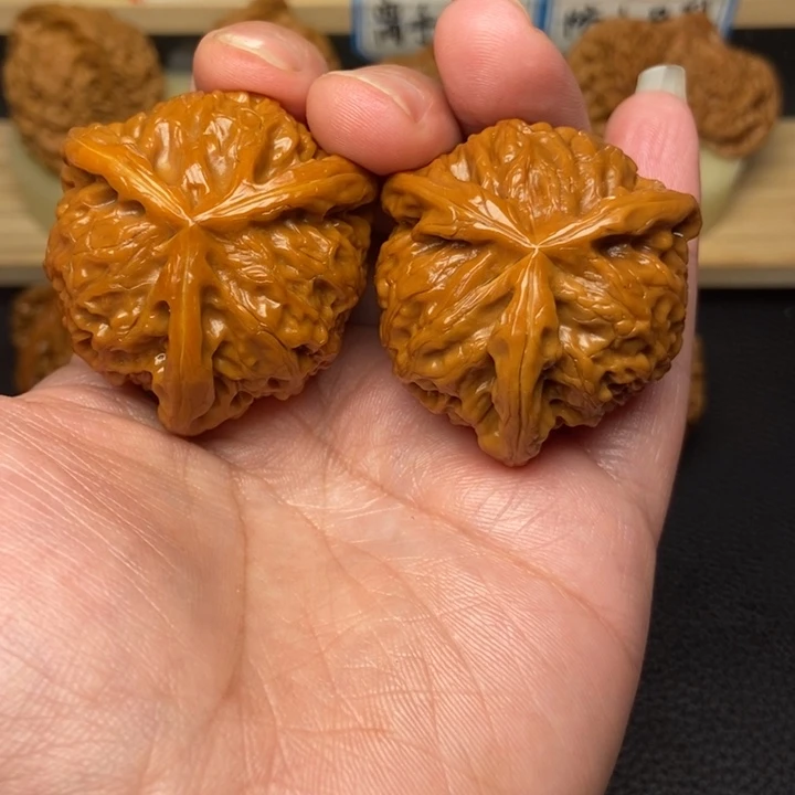 文玩核桃把件辉*工艺三棱