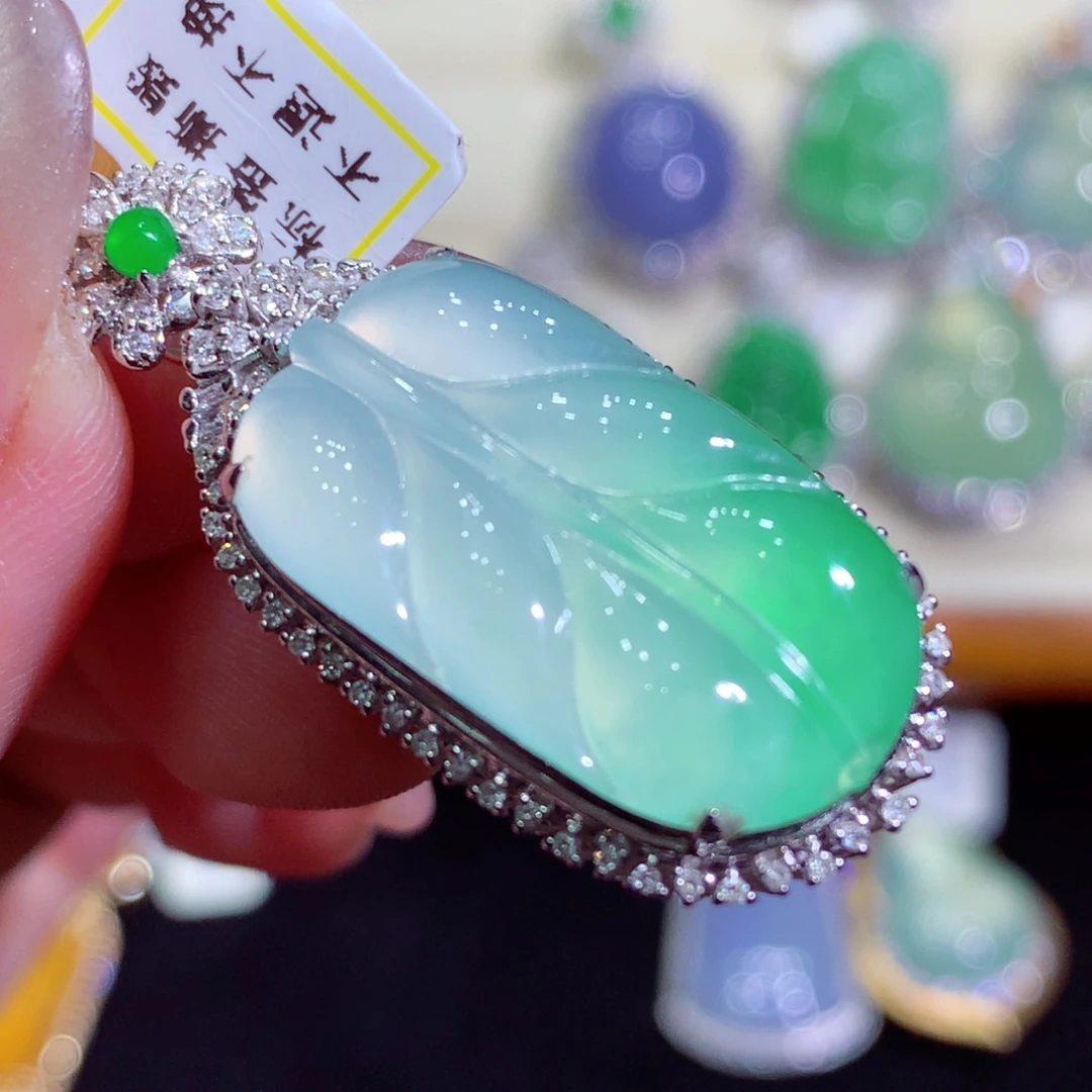 翡翠18K金镶嵌吊坠(不含链)