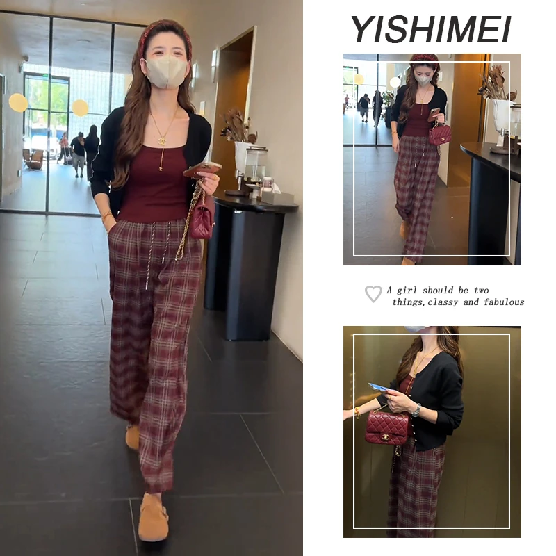 早秋时尚穿搭2025年新款百搭吊带针织开衫高腰格纹休闲裤三件套装