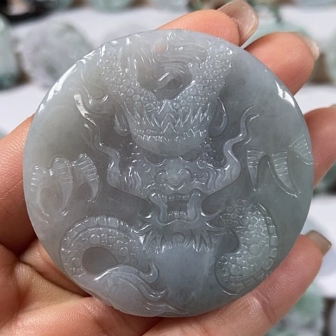 翡翠颈饰未镶嵌大龙福利