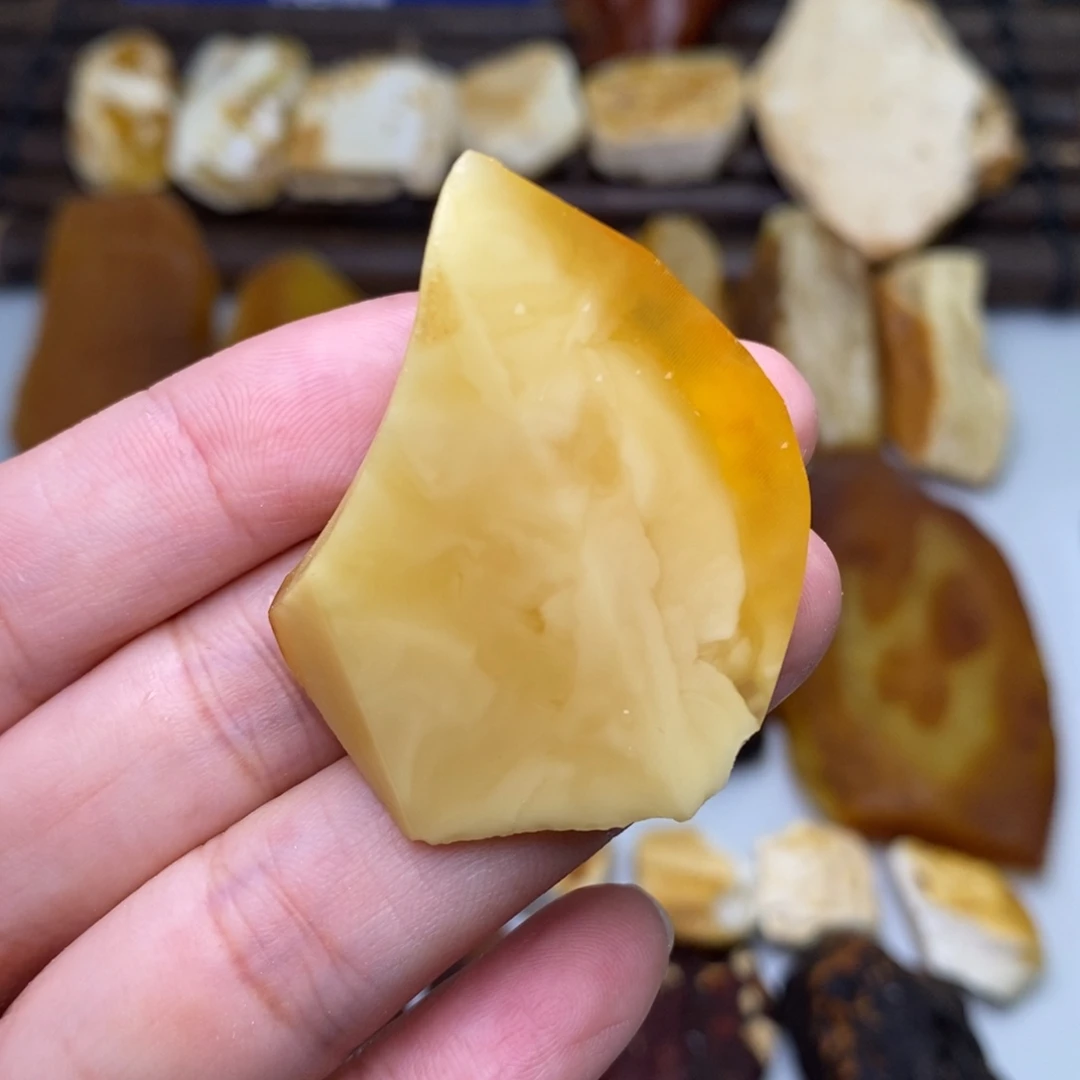 *****定制琥珀天然蜜蜡特价俄料杂裂料