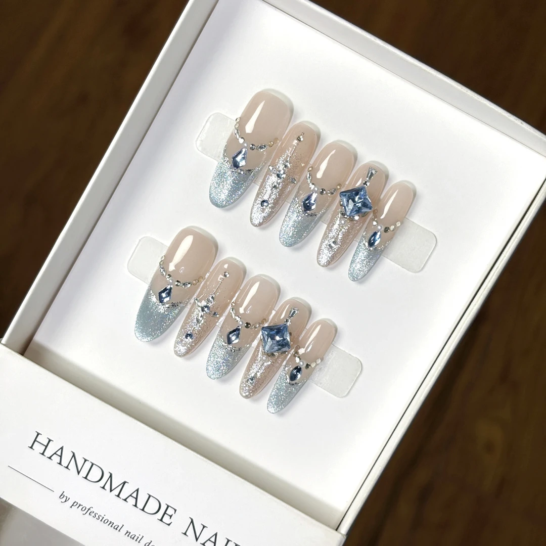 纯手工穿戴甲轻奢气质北海道蓝宝石裸色渐变冰透爆闪ins风