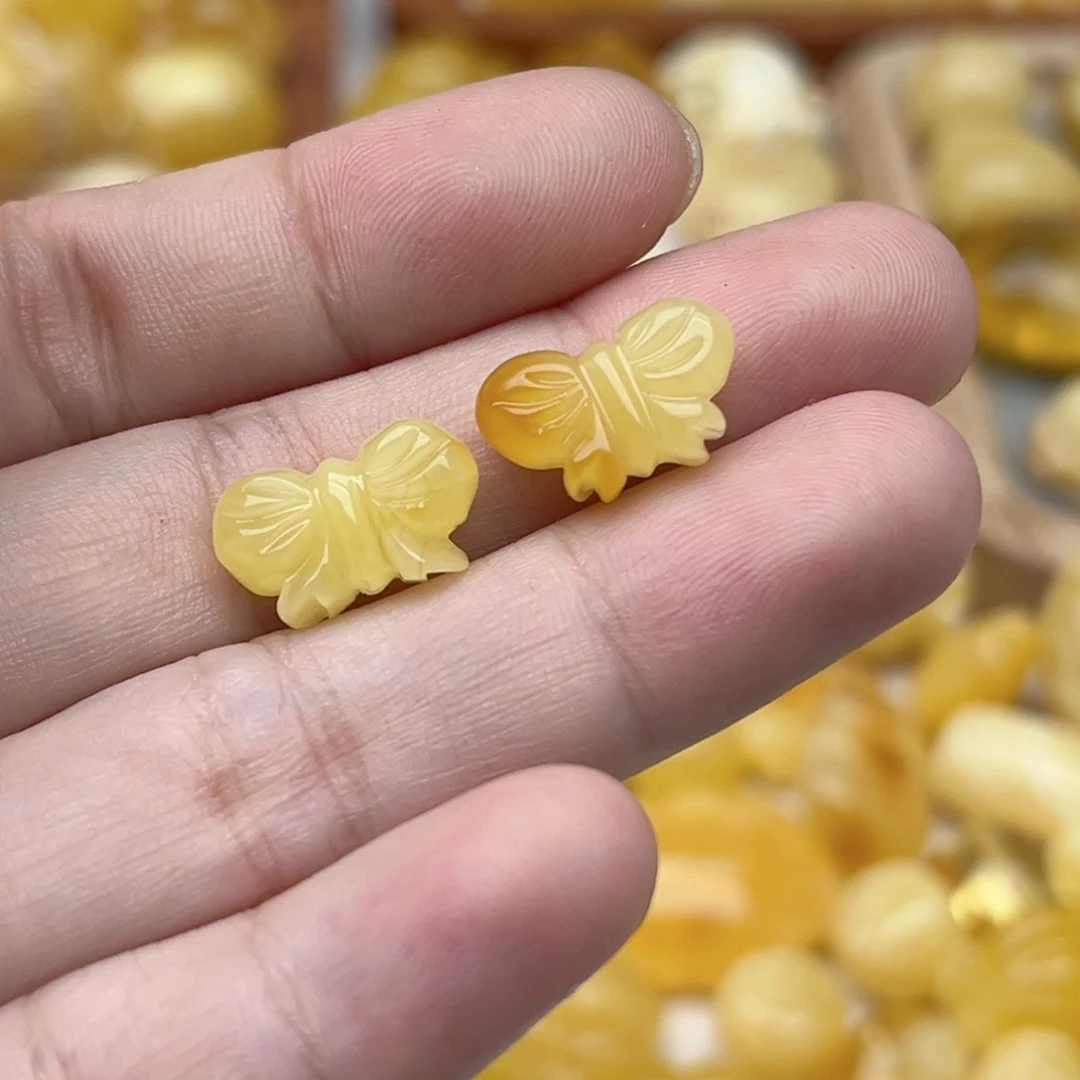 蜜蜡未镶嵌裸石配饰