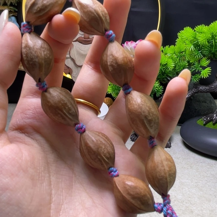 橄榄核吊坠橄榄核雕