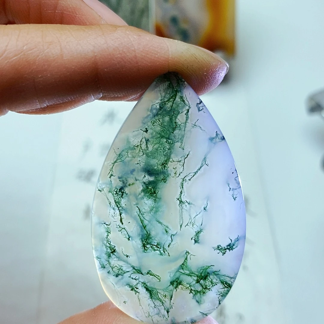 玛瑙/玉髓颈饰未镶嵌雾*加