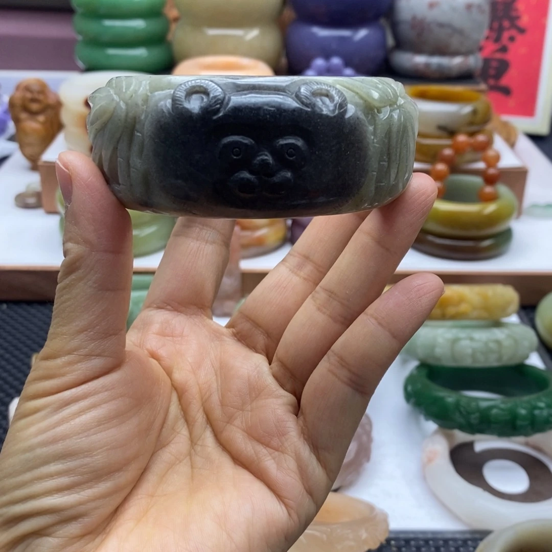 石英岩玉未镶嵌手镯