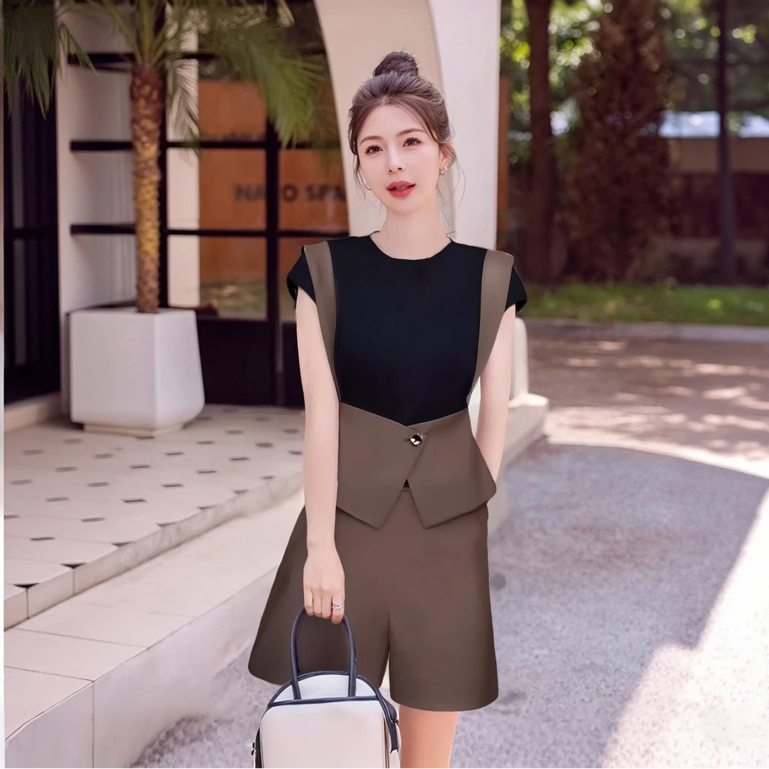 A【两件套】女夏季设计感拼接洋气上衣阔腿短裤干练气质两件套D2157