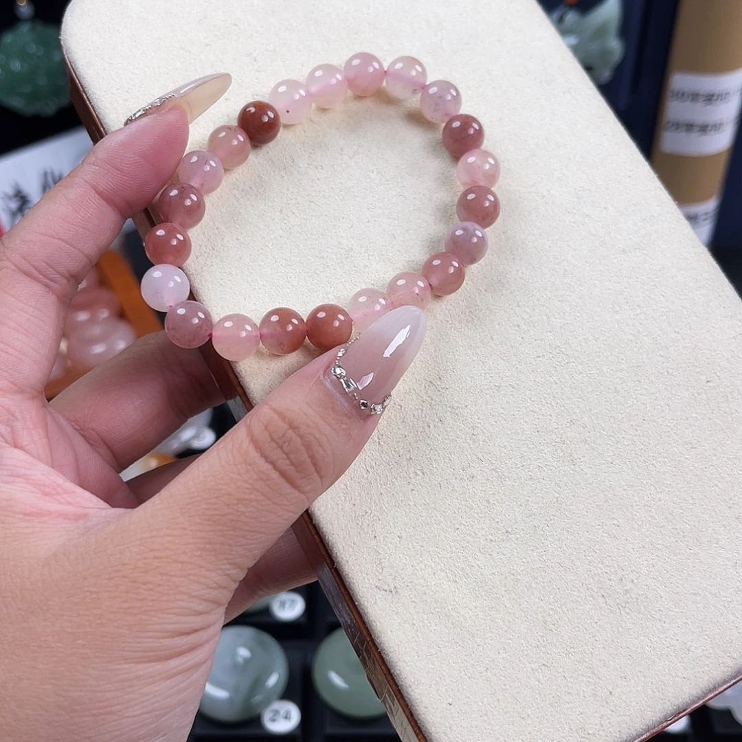 颈饰未镶嵌石英质玉四****媽