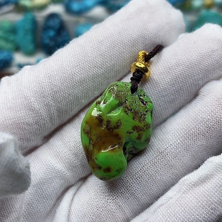 绿松石未镶嵌天然原矿 地大质检