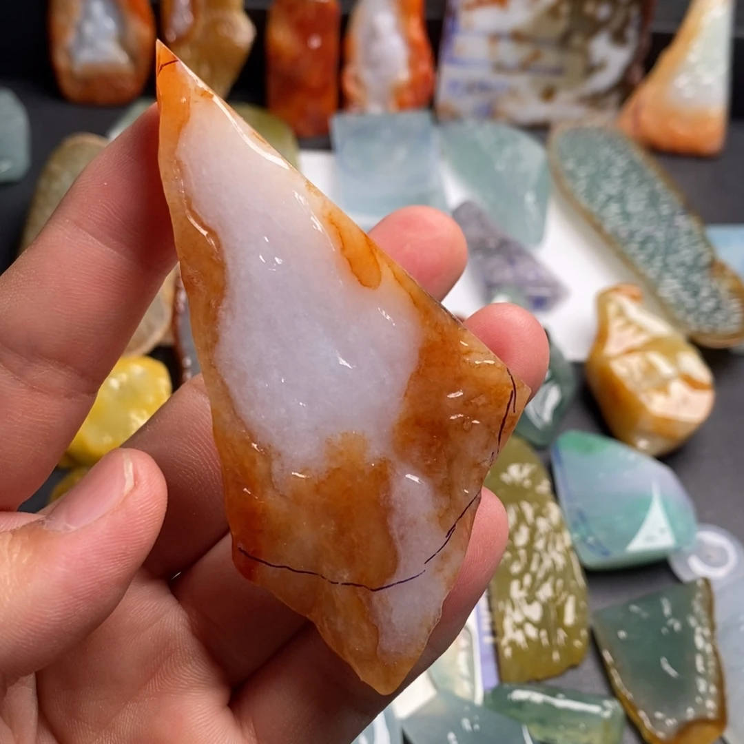 定制翡翠未镶嵌特色红翡大牌