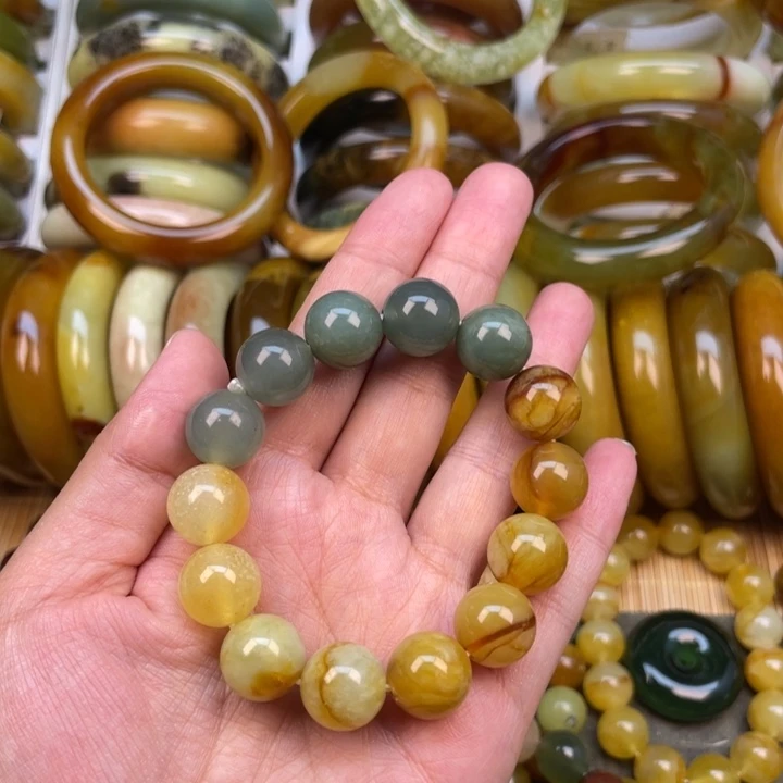 蛇纹石玉手镯未镶嵌