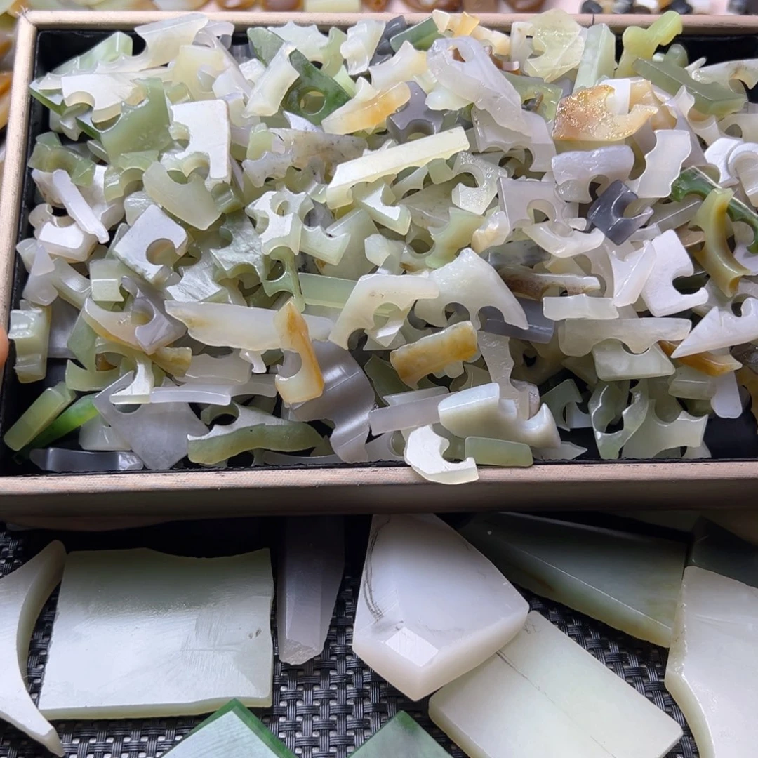 和田玉（糖玉）未镶嵌珠宝半成品