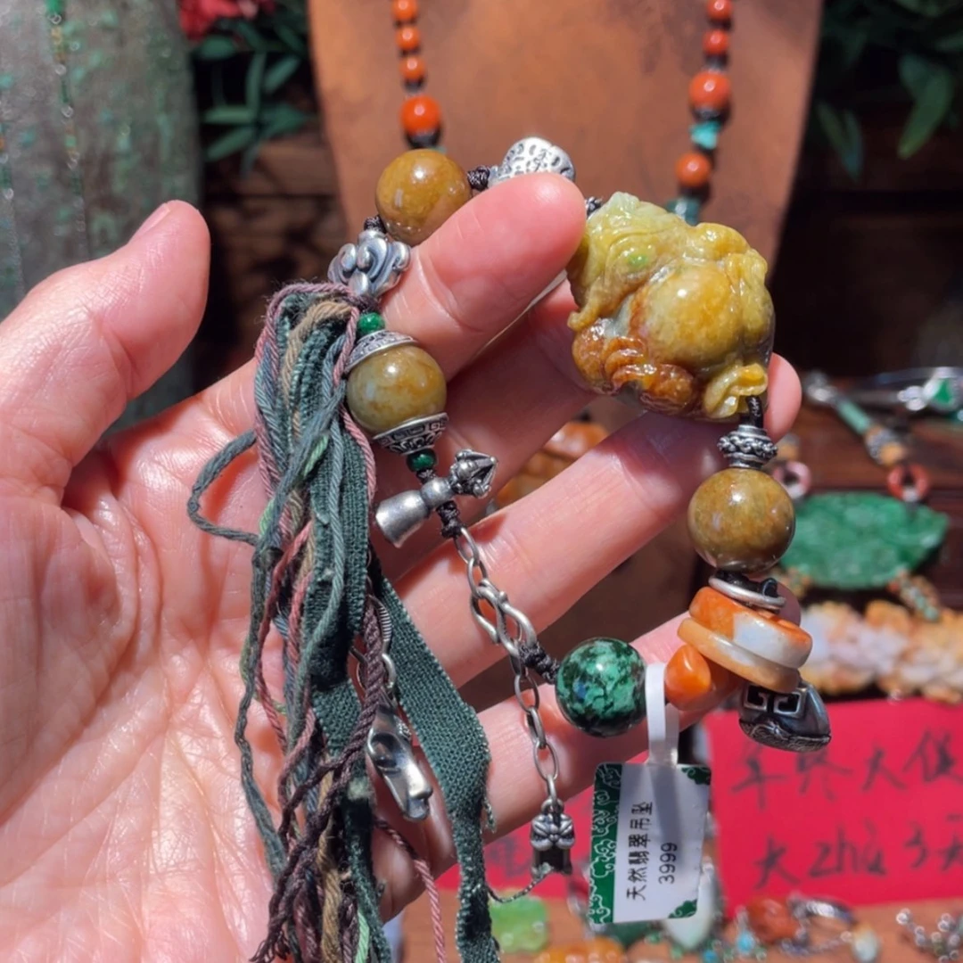 【闪购商品】颈饰未镶嵌翡翠