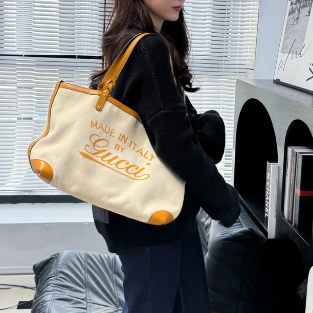 95新 GUCCI/古驰 A1435白色托特包网红时尚休闲女士简约