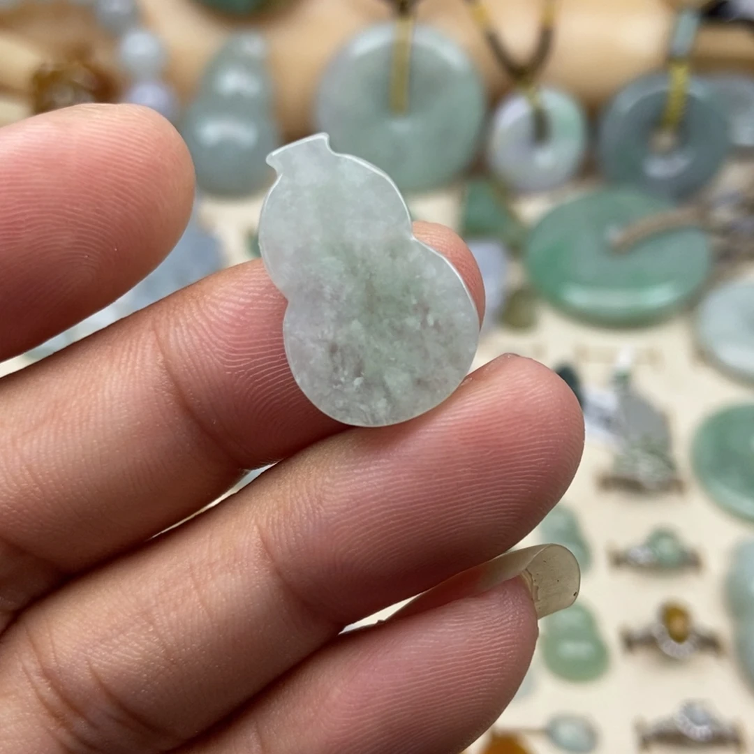 颈饰未镶嵌翡翠17
