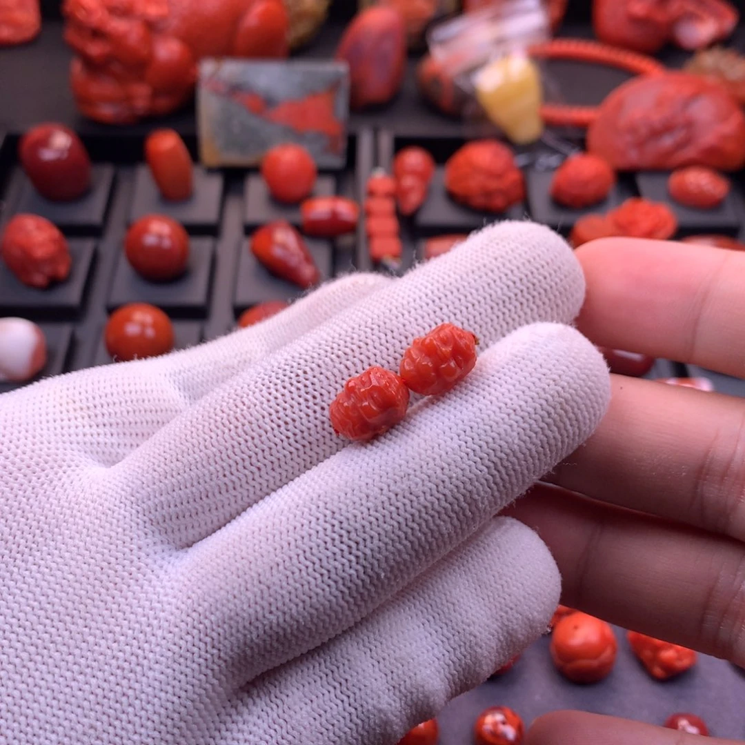 南红玛瑙未镶嵌精工雕刻柿子红宝宝佛配珠对珠8.8mm